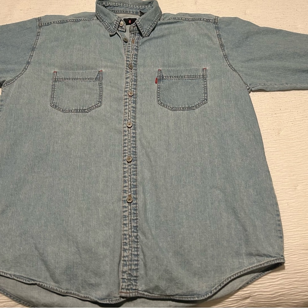 Levi’s red tag long sleeve